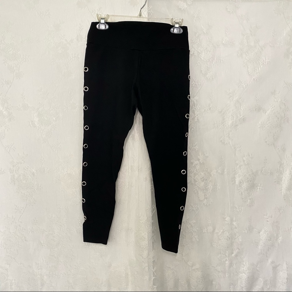 Petite Leggings with Eyelet Detail